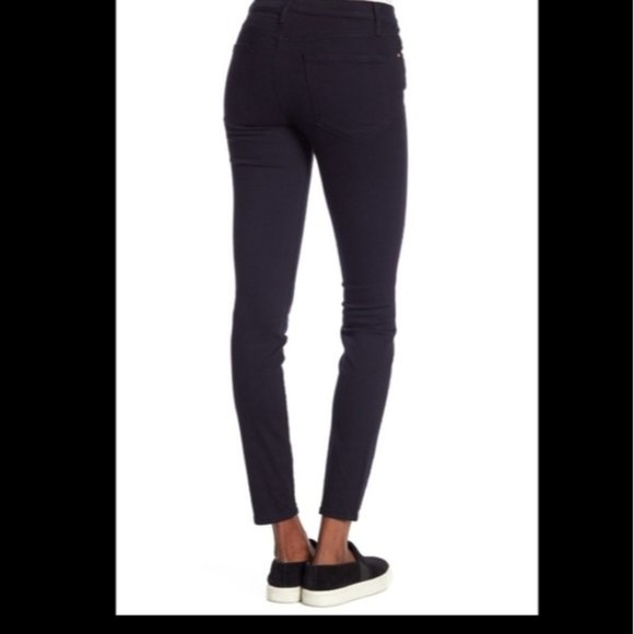 Frame Le Skinny De Jeanne Jeans in Black - Size 26 - Raw Hem, Mid-Rise, Faded - Picture 2 of 12
